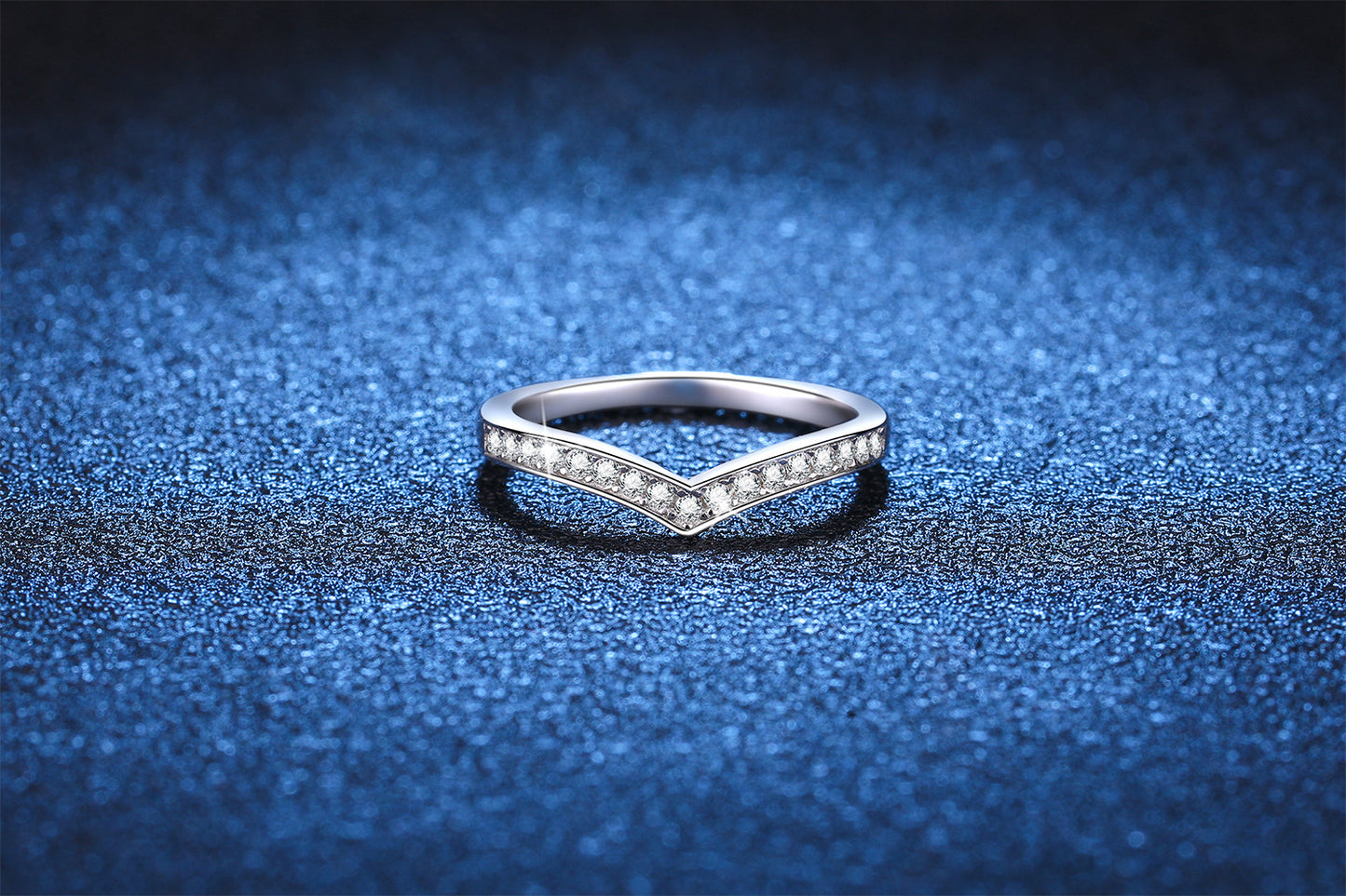 Liuvelle Light Whisper Modern Minimalist Diamond Ring, Classic Style