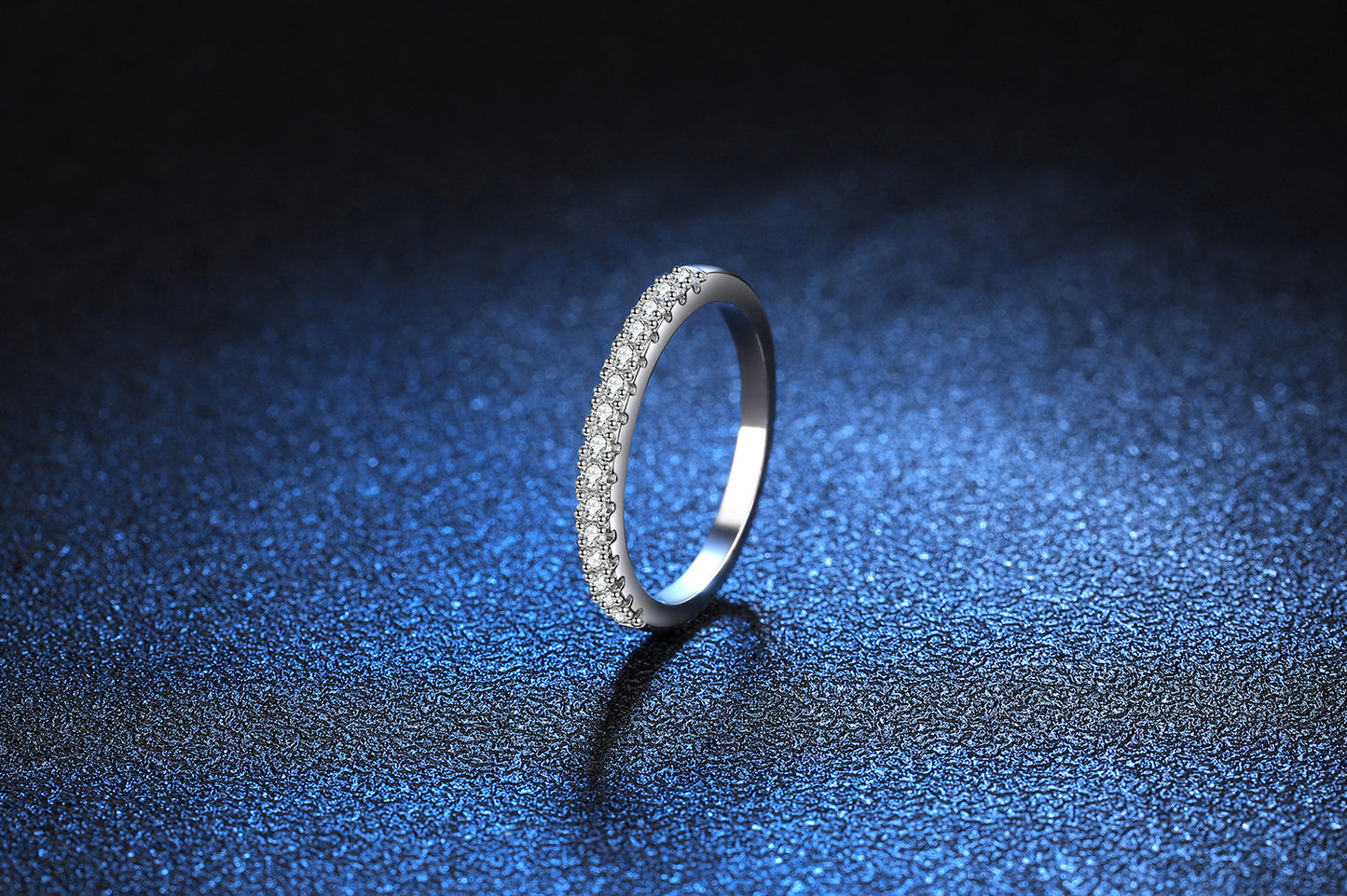 Liuvelle Sterling Silver Minimalist Ring with 22pt Diamond