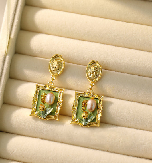 Liuvelle Monet Garden Collection: Baroque Natural Pearl Earrings
