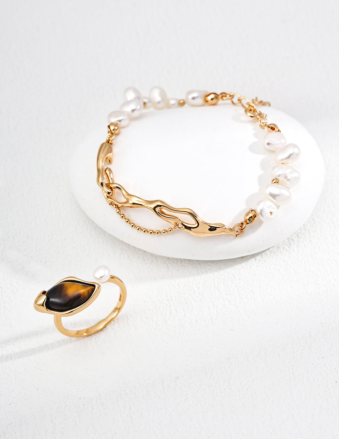 925 Silver Tiger Eye & Pearl Ring - Adjustable