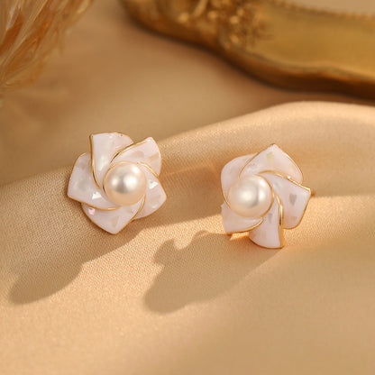 Liuvelle Camellia Pearl Earrings