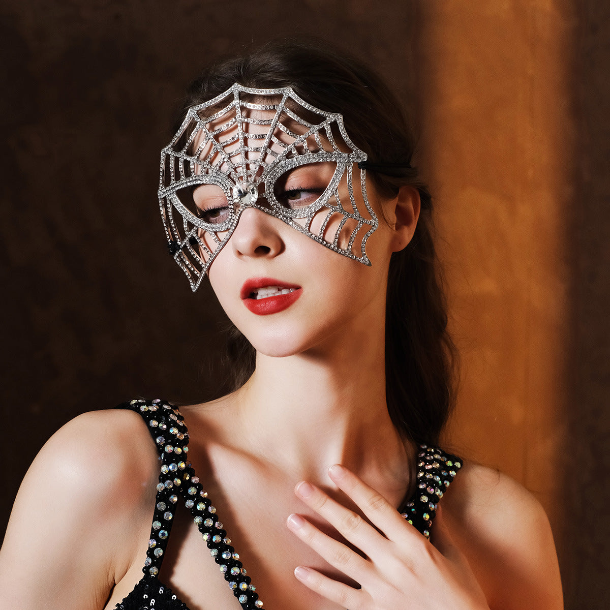Elegant Half Face Mask for Halloween Parties & Dance Events