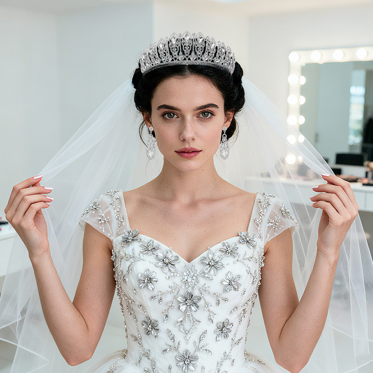 LIUVELLE Bridal Two-Piece Set – Teardrop Diamond Earrings with Crown