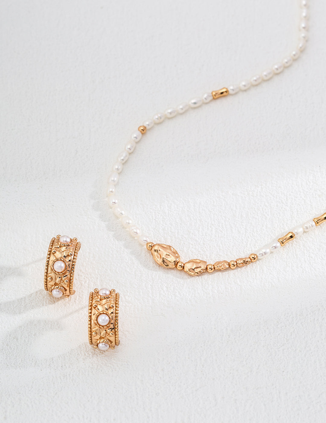 S925 Silver Vintage Shell Pearl Earrings