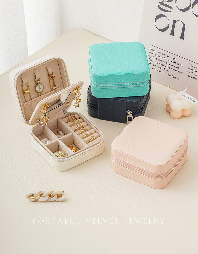 Liuvelle Travel Jewelry Box - Stylish Minimalist Organizer for Easy Storage