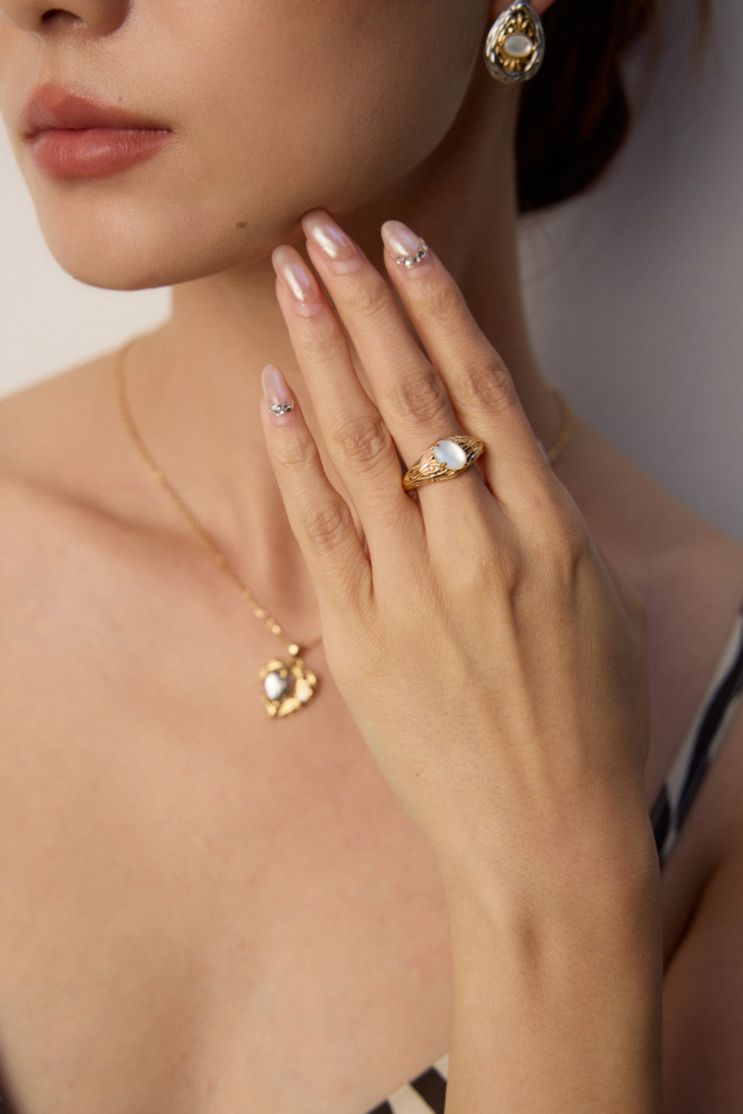 S925 Silver Vintage Mother of Pearl Ring