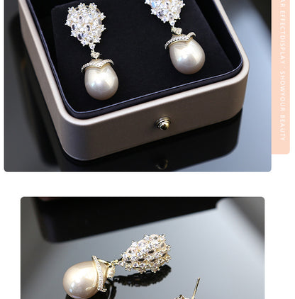 Liuvelle Dewdrop Pearl Earrings
