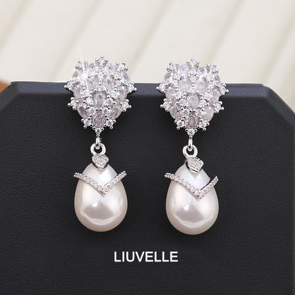 Liuvelle Dewdrop Pearl Earrings