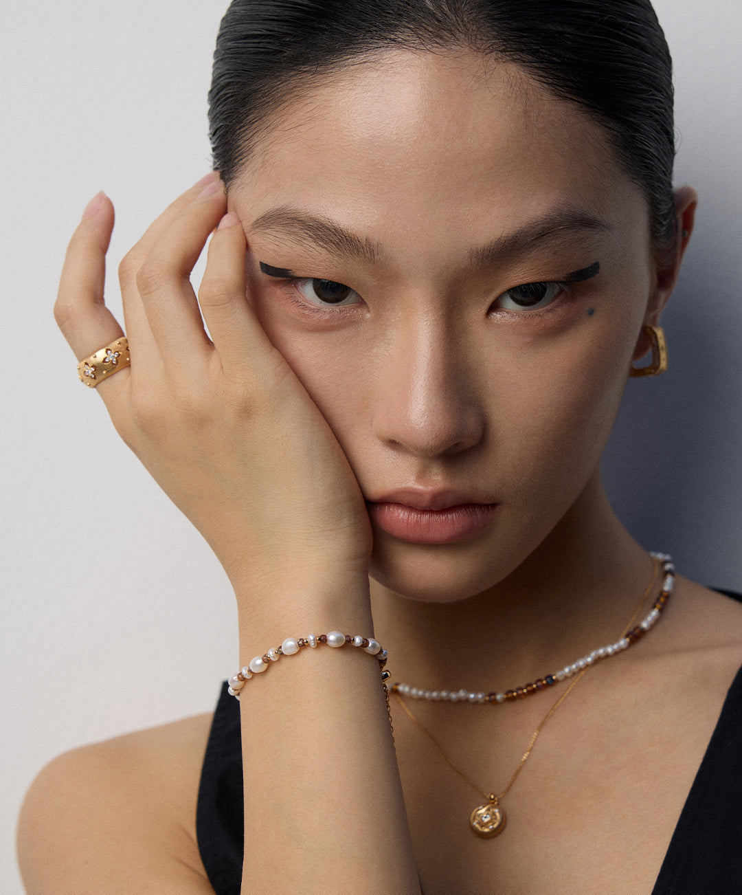 925 Silver Minimalist Cubic Zirconia Ring