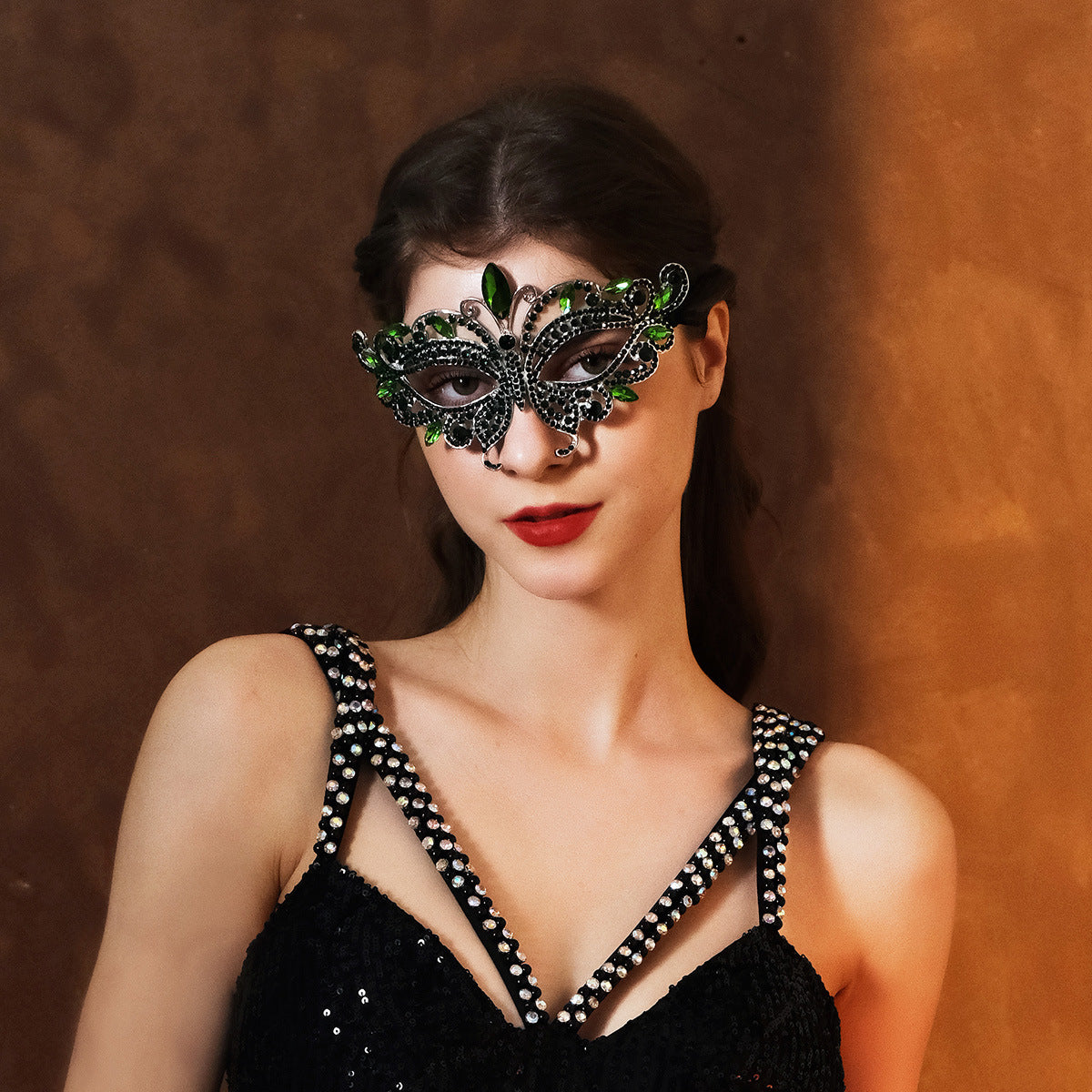 Elegant Half Face Mask for Halloween Parties & Dance Events