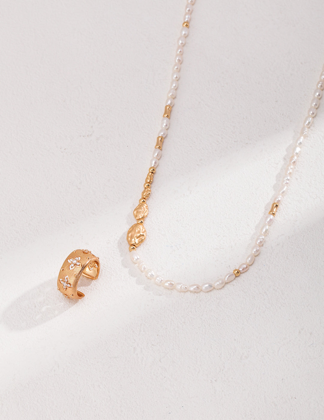 925 Silver Minimalist Cubic Zirconia Ring