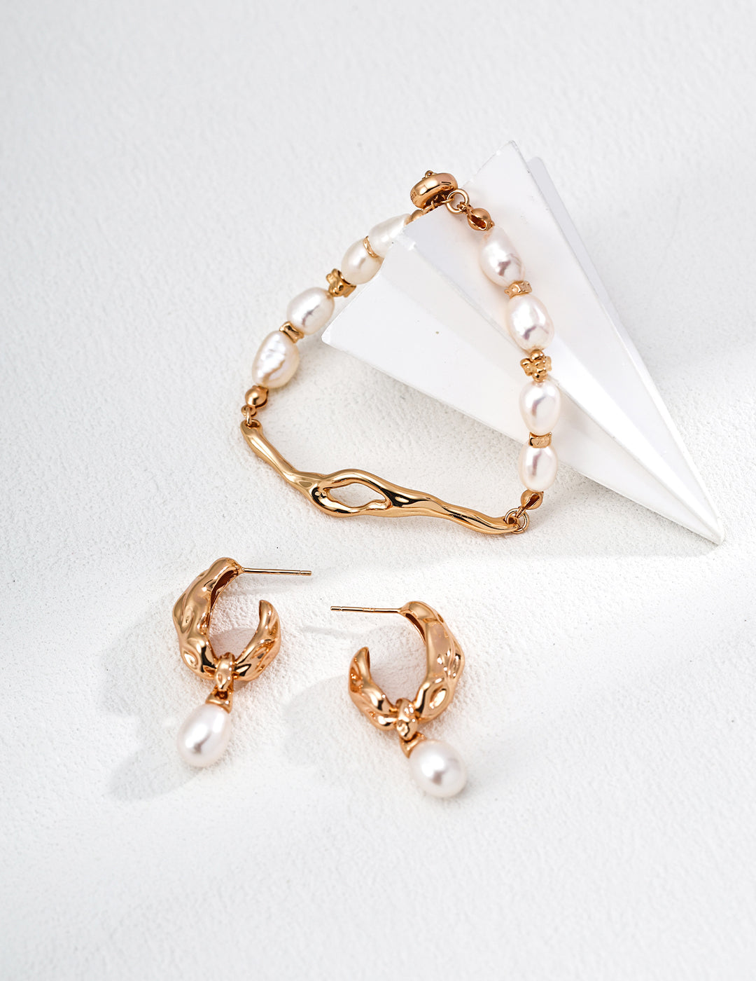 S925 Silver Natural Pearl Bracelet - Lava Series