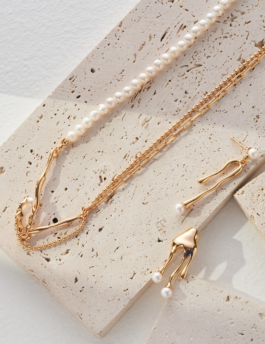 Sterling Silver Pearl Necklace - Withered Nest Series Vintage Gold