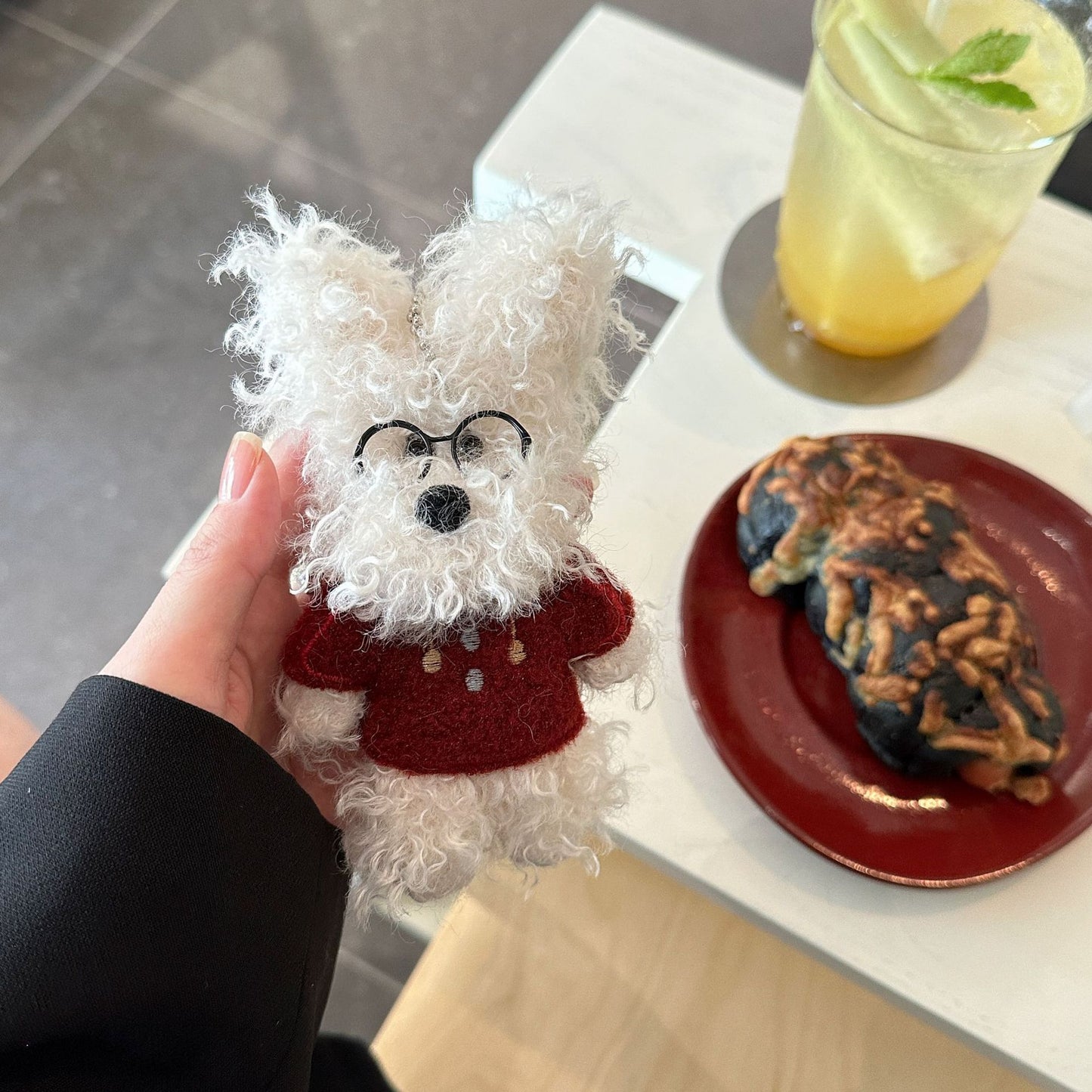 LIUVELLE Scrawled Curly Dog Plush Keychain