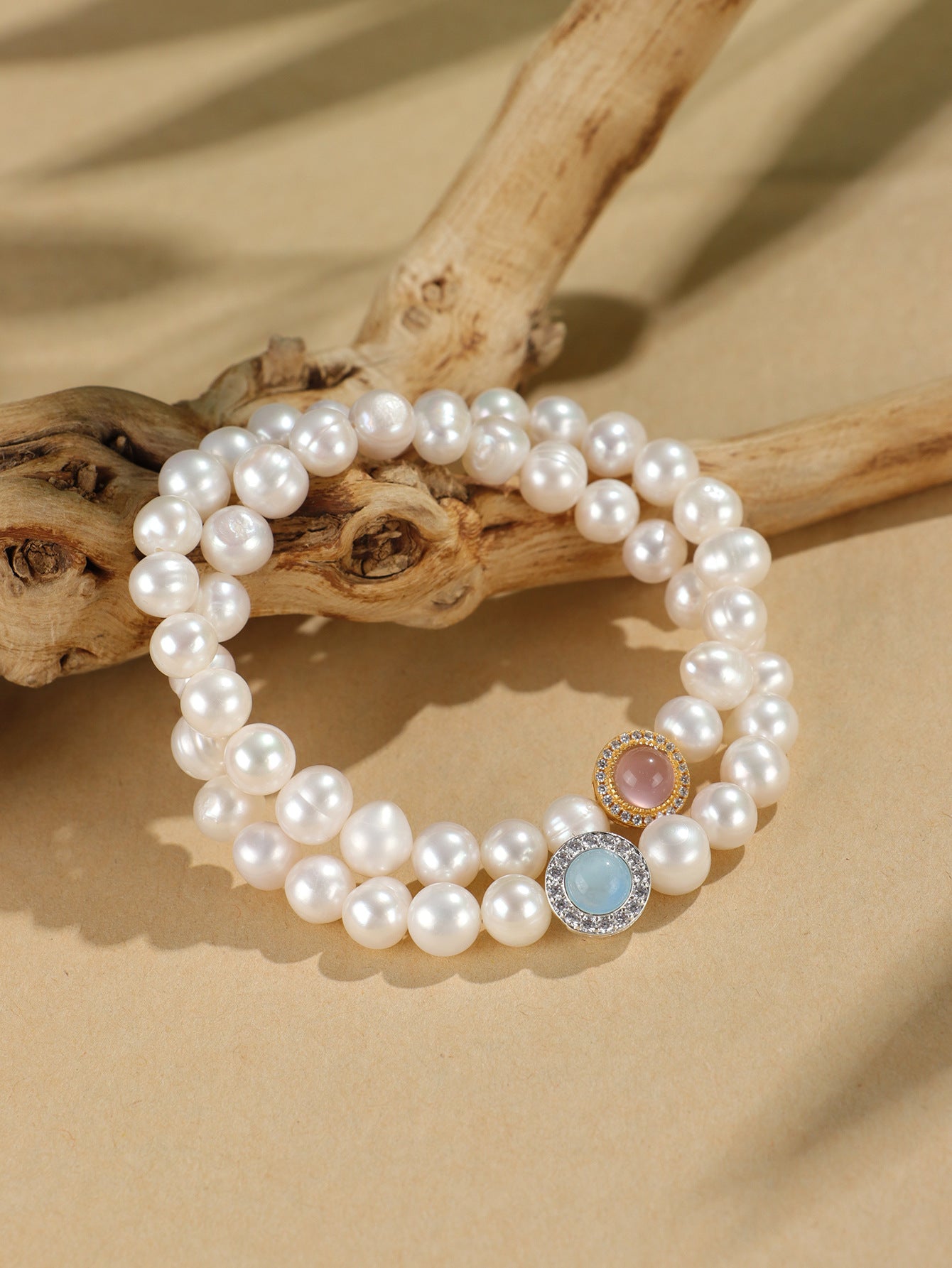 Liuvelle Enchanted Crystal-Pearl Bracelet – Healing Energy & Luck Charm