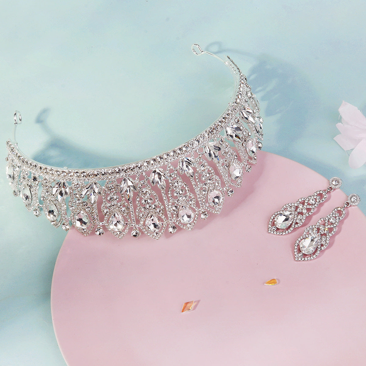 LIUVELLE Bridal Two-Piece Set – Teardrop Diamond Earrings with Crown