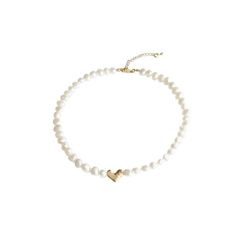 Liuvelle Baroque Pearl Necklace with Matte Gold Heart Pendant
