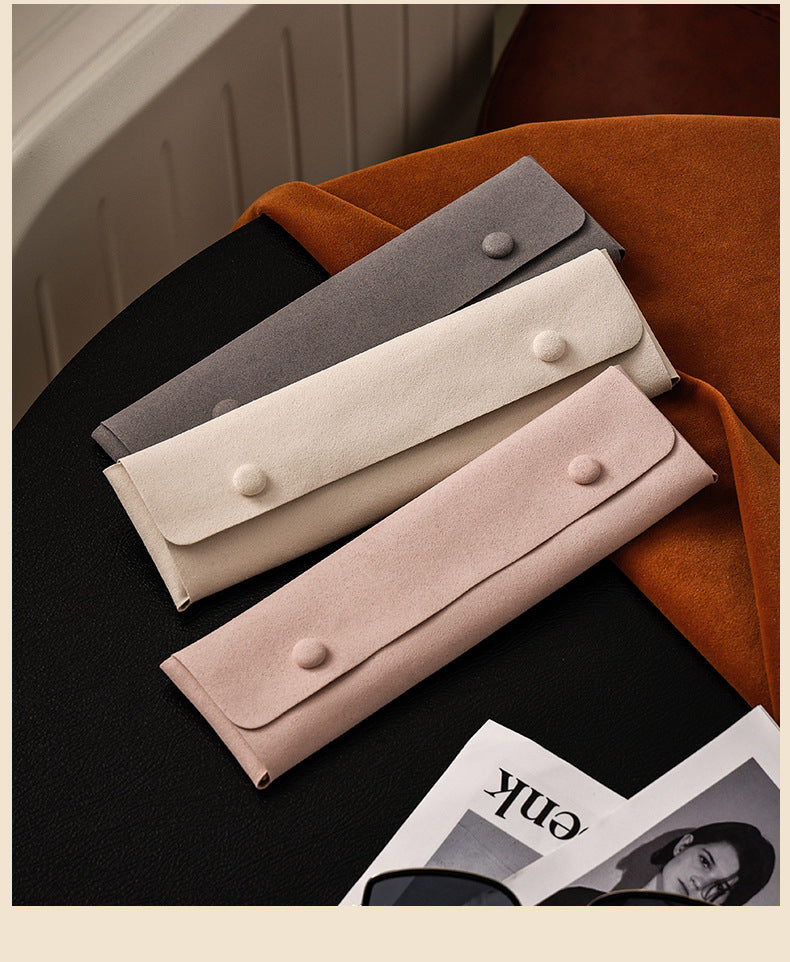 Liuvelle Velvet Jewelry Bag for Travel Storage - Elegant Organizer