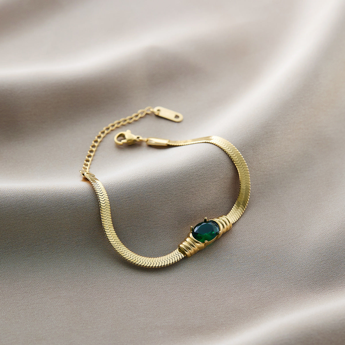 Liuvelle 18K Gold Multi-Style Bracelets – Perfect for Stacking & Everyday Wear
