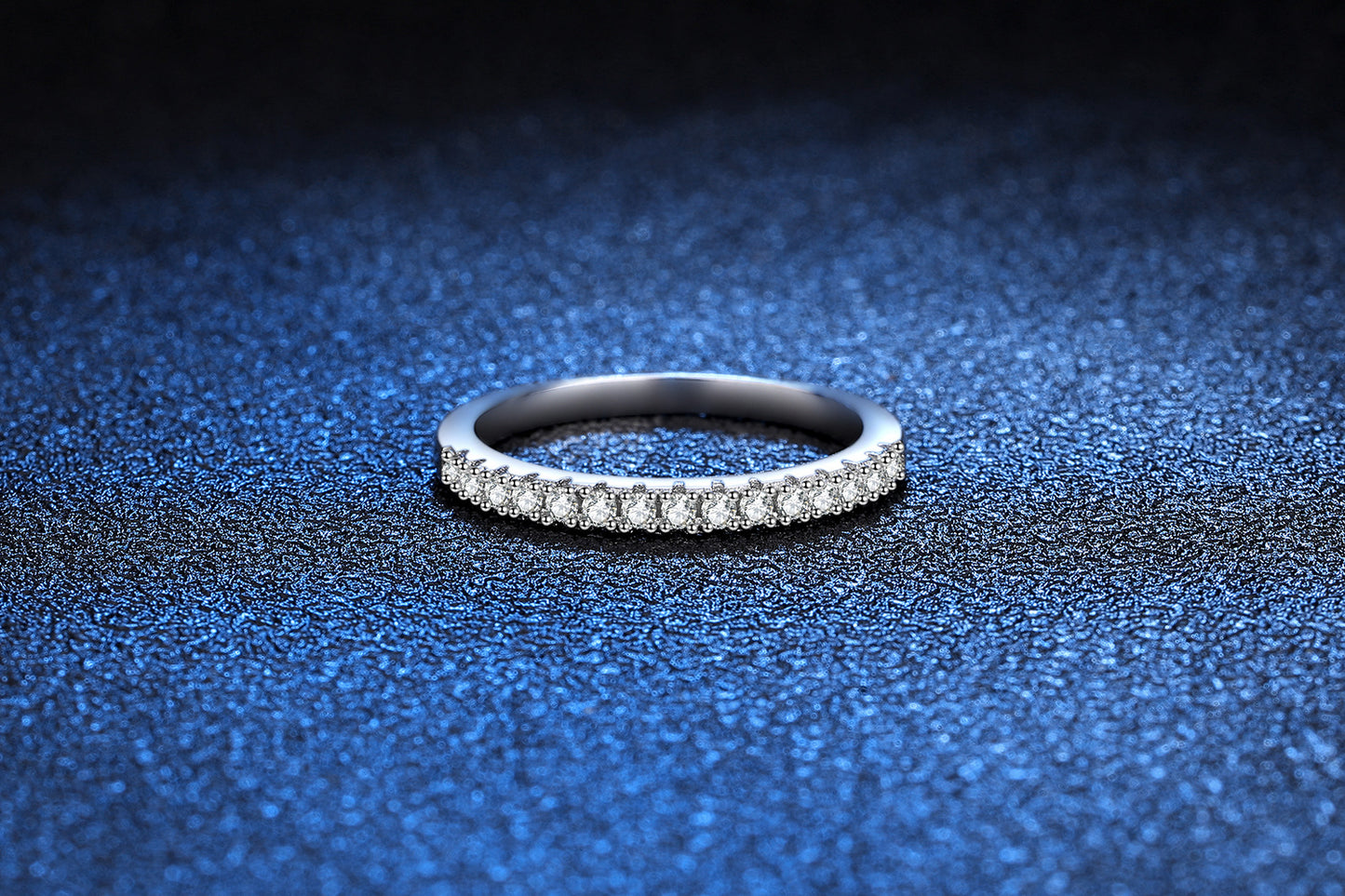 Liuvelle Sterling Silver Minimalist Ring with 22pt Diamond